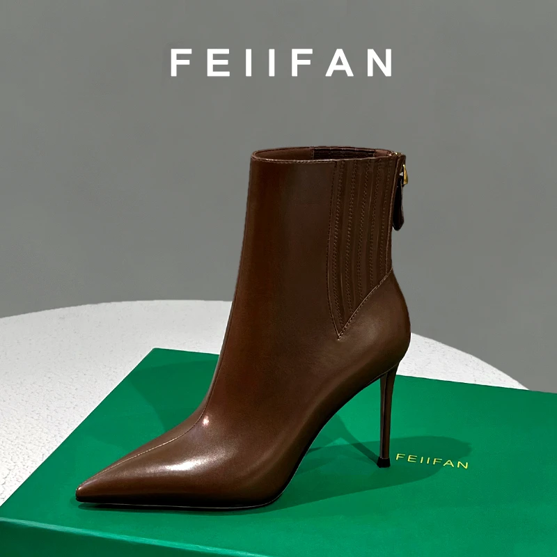【现货】高跟短靴2024秋冬新款女士细跟不累脚尖头法式棕色靴子8601