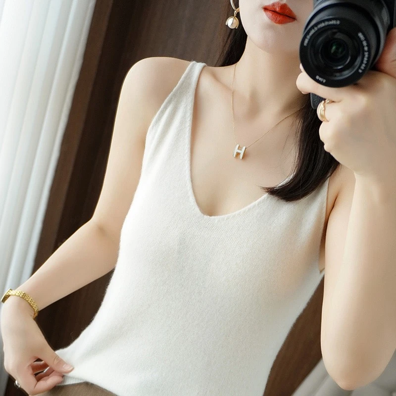 RY999精纺绵羊毛吊带 V领百搭背心  开衫必备单品 女显瘦无袖上衣