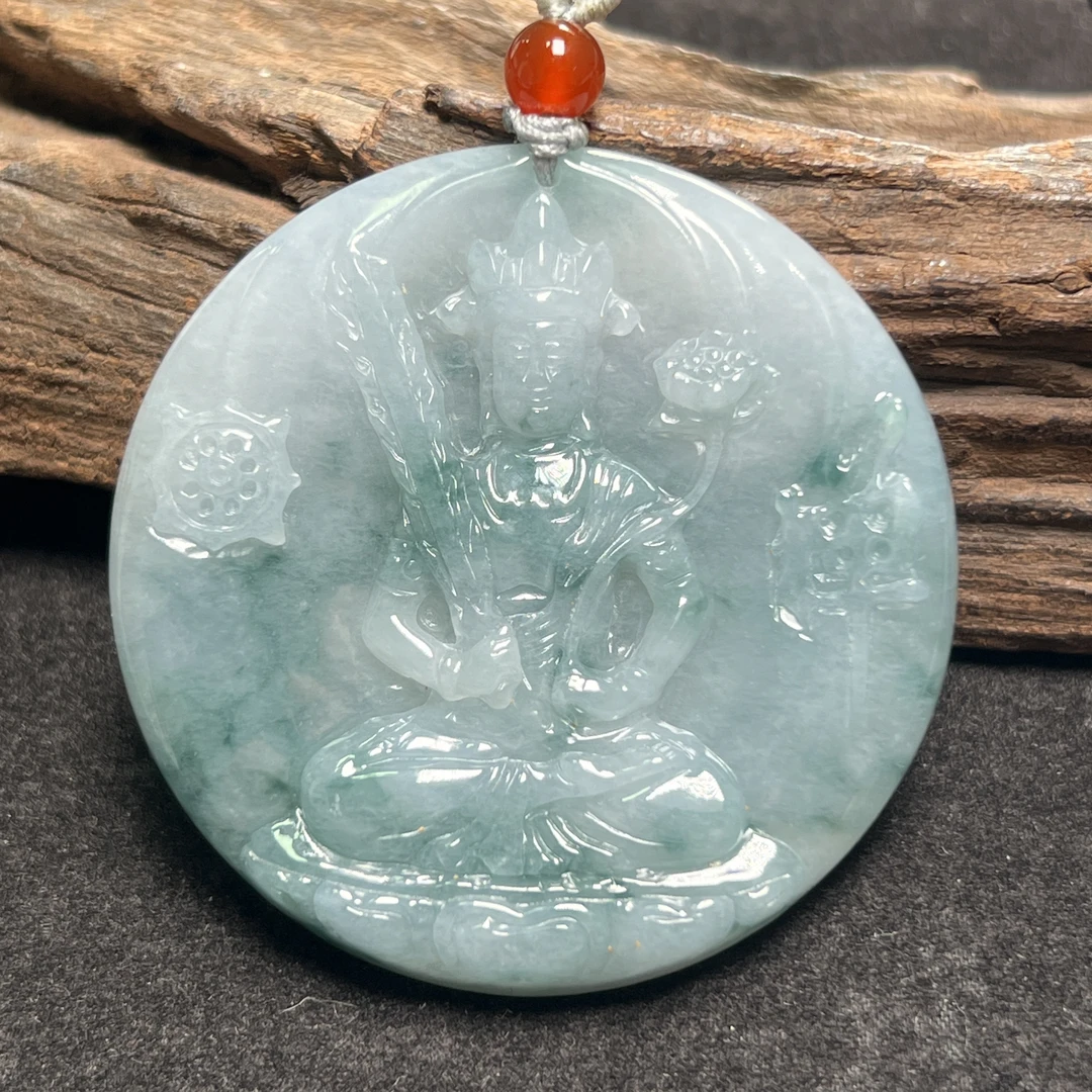 (生肖牛虎)天然翡翠虚空藏菩萨挂件（YP1571）