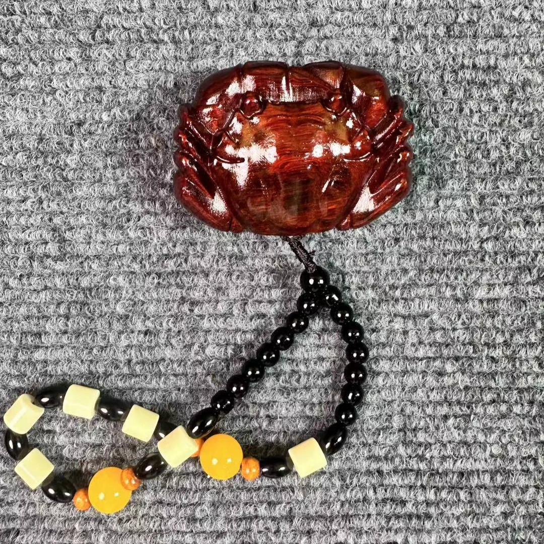 7直播推荐 螃蟹手把件