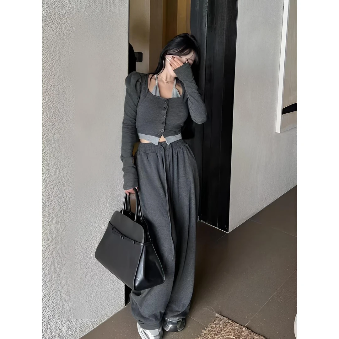 睿夕【慵懒派对】早秋撞色假两件泡泡袖挂脖上衣宽松阔腿裤两件套