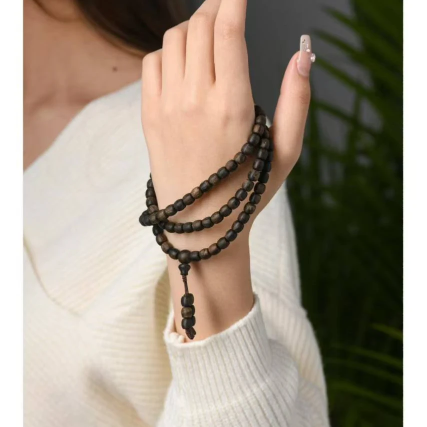 野生乾隆三十六年5A超能雷留疤白棋沉香沉水多圈（纹理随机发其一）