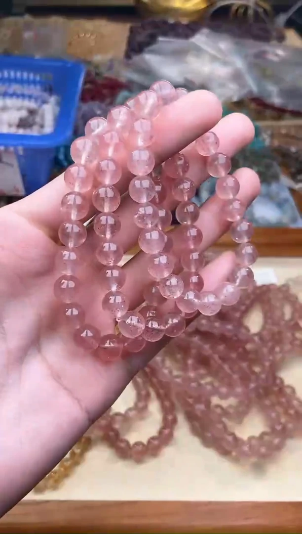 【闪购商品】石英质玉手饰未镶嵌14.63白水体草莓晶手串发其一