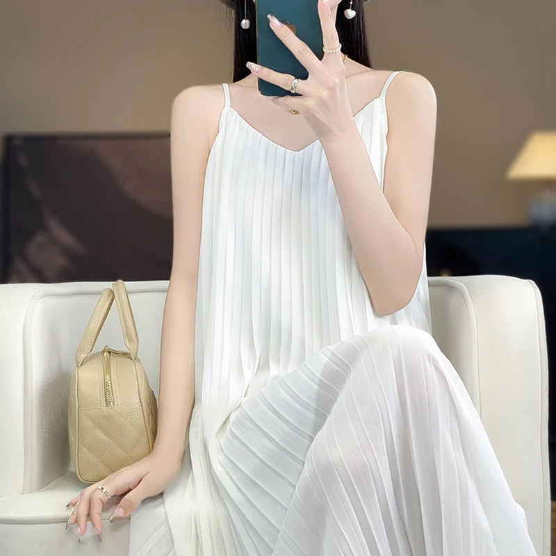 夏季新款高端雪纺垂感百褶连衣裙女海边度假褶邹仙女裙宽松沙滩裙