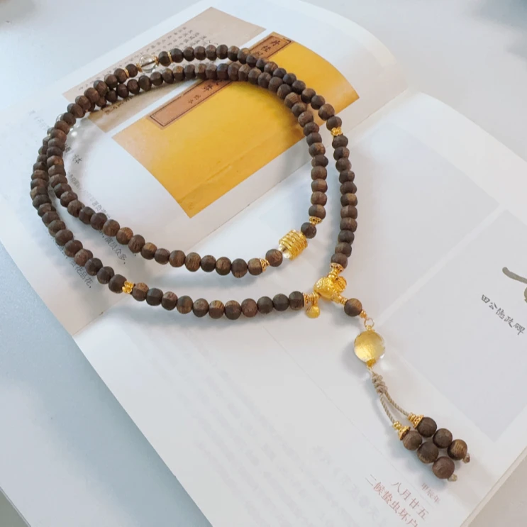 奇楠沉香灯笼珠长串