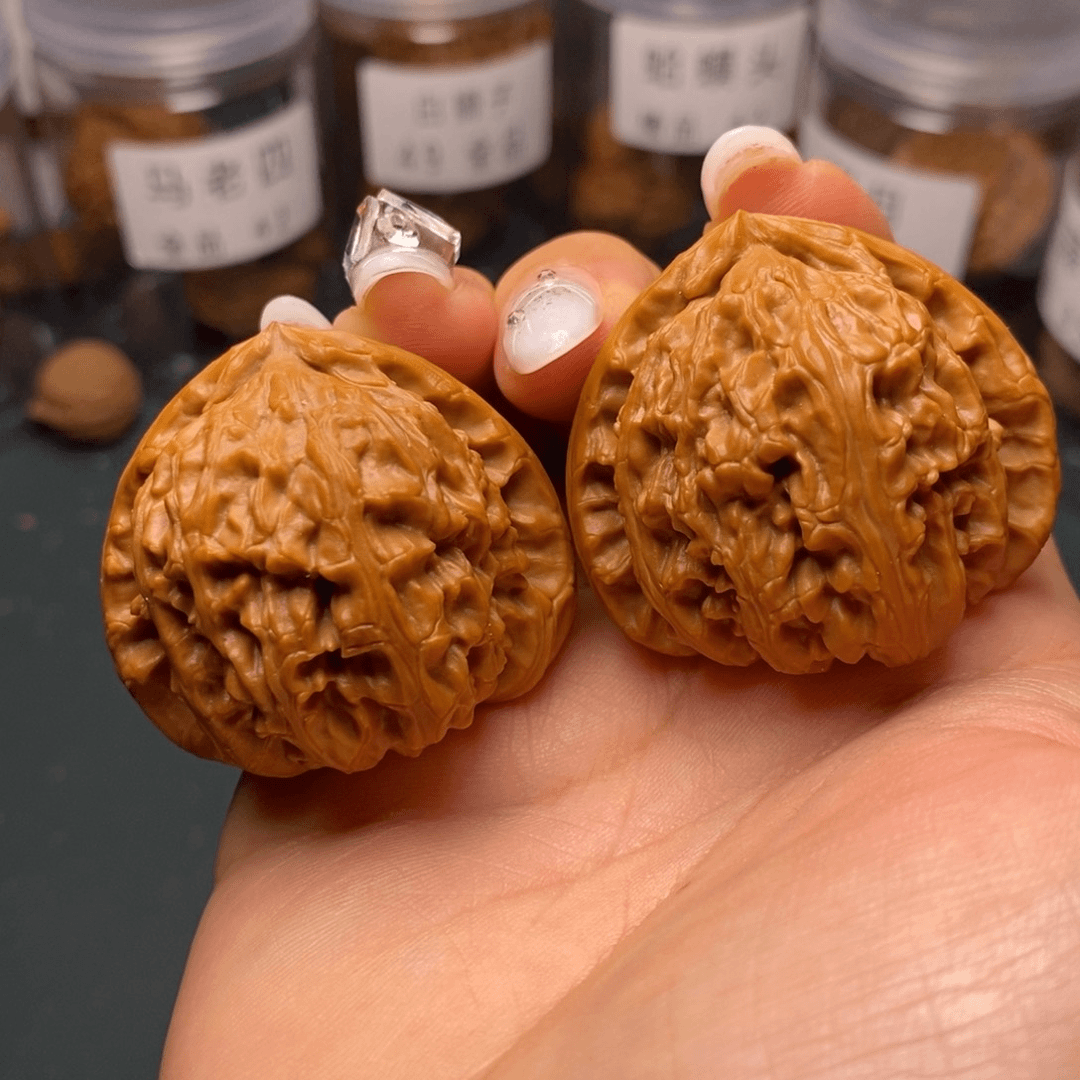 文玩核桃把件41三角白