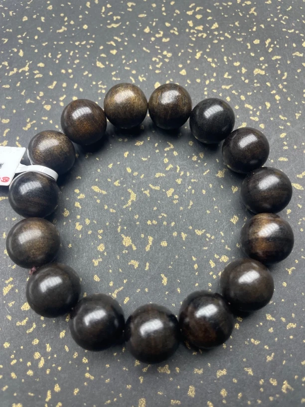 链接624号闻客手串