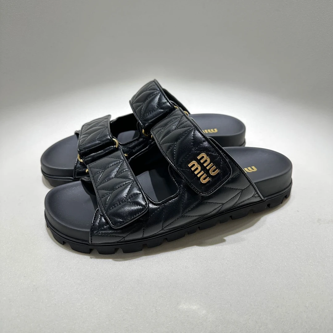 MIUMIU黑色羊皮革运动拖鞋/公价10400/正品保障/假一赔三