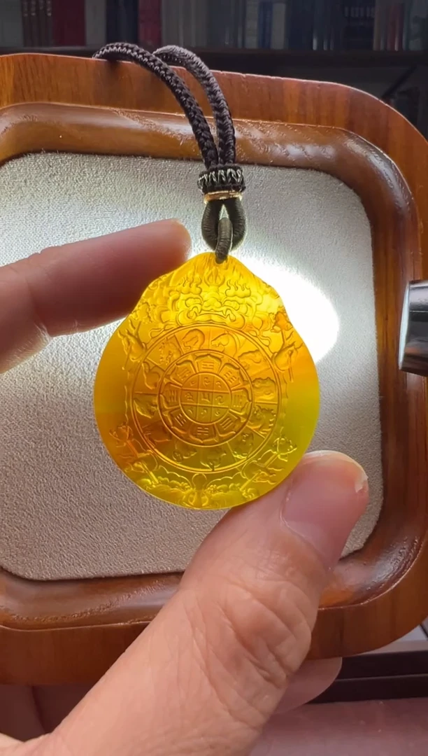 【闪购商品】琥珀颈饰未镶嵌九宫八卦吊坠