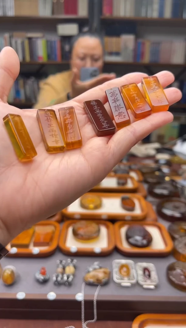 【闪购商品】琥珀颈饰未镶嵌吉语牌