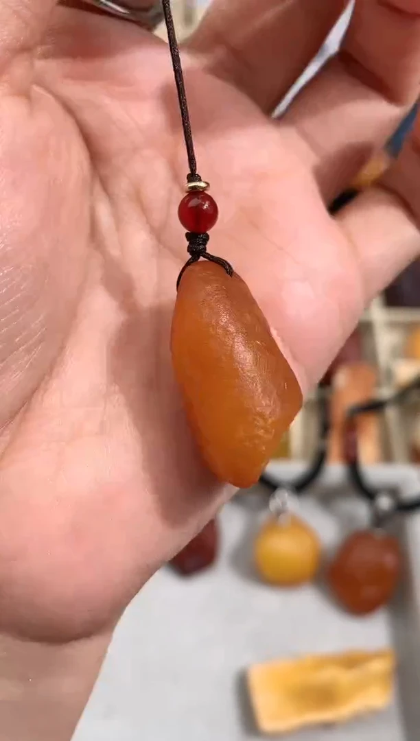 【闪购商品】蜜蜡裸石未镶嵌似玉