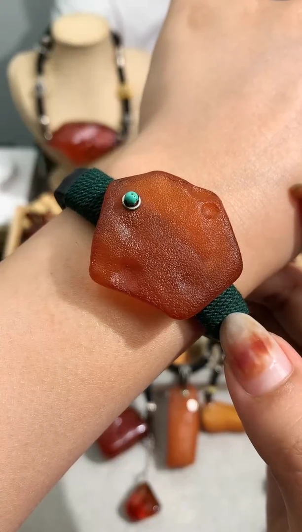 【闪购商品】蜜蜡裸石未镶嵌似玉