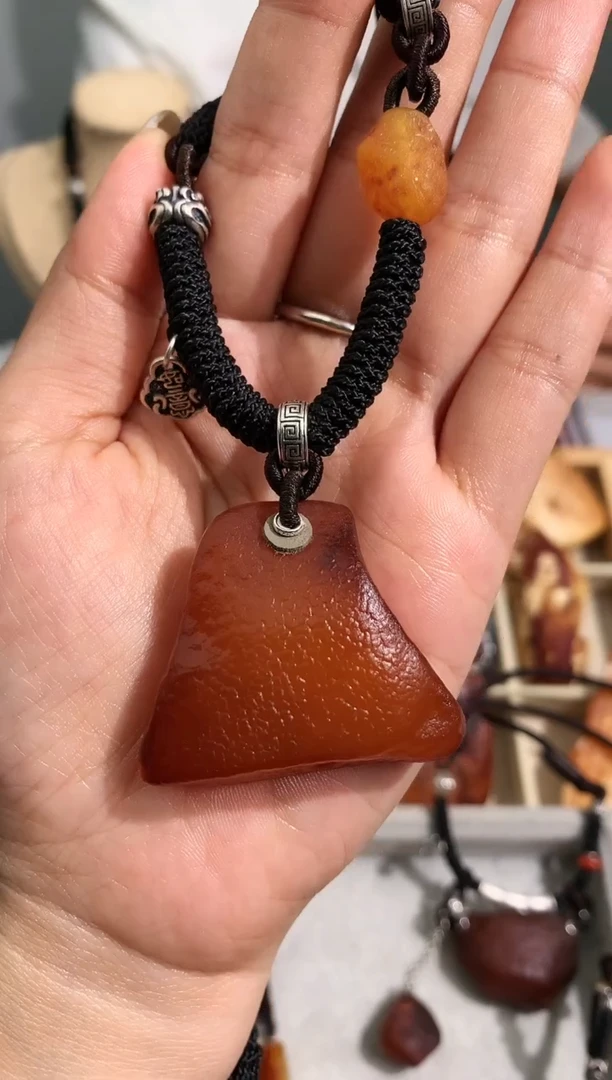 【闪购商品】蜜蜡裸石未镶嵌似玉
