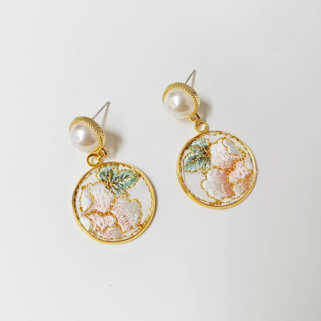 非金属布艺耳饰 复古牡丹刺绣手工艺耳饰国风旗袍汉服配饰