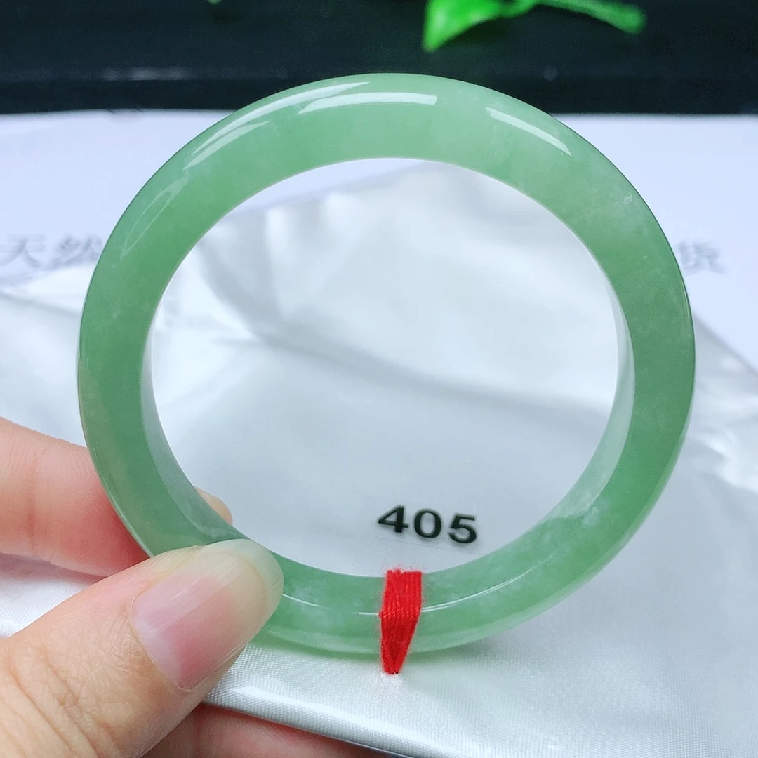 翡翠手镯未镶嵌正54