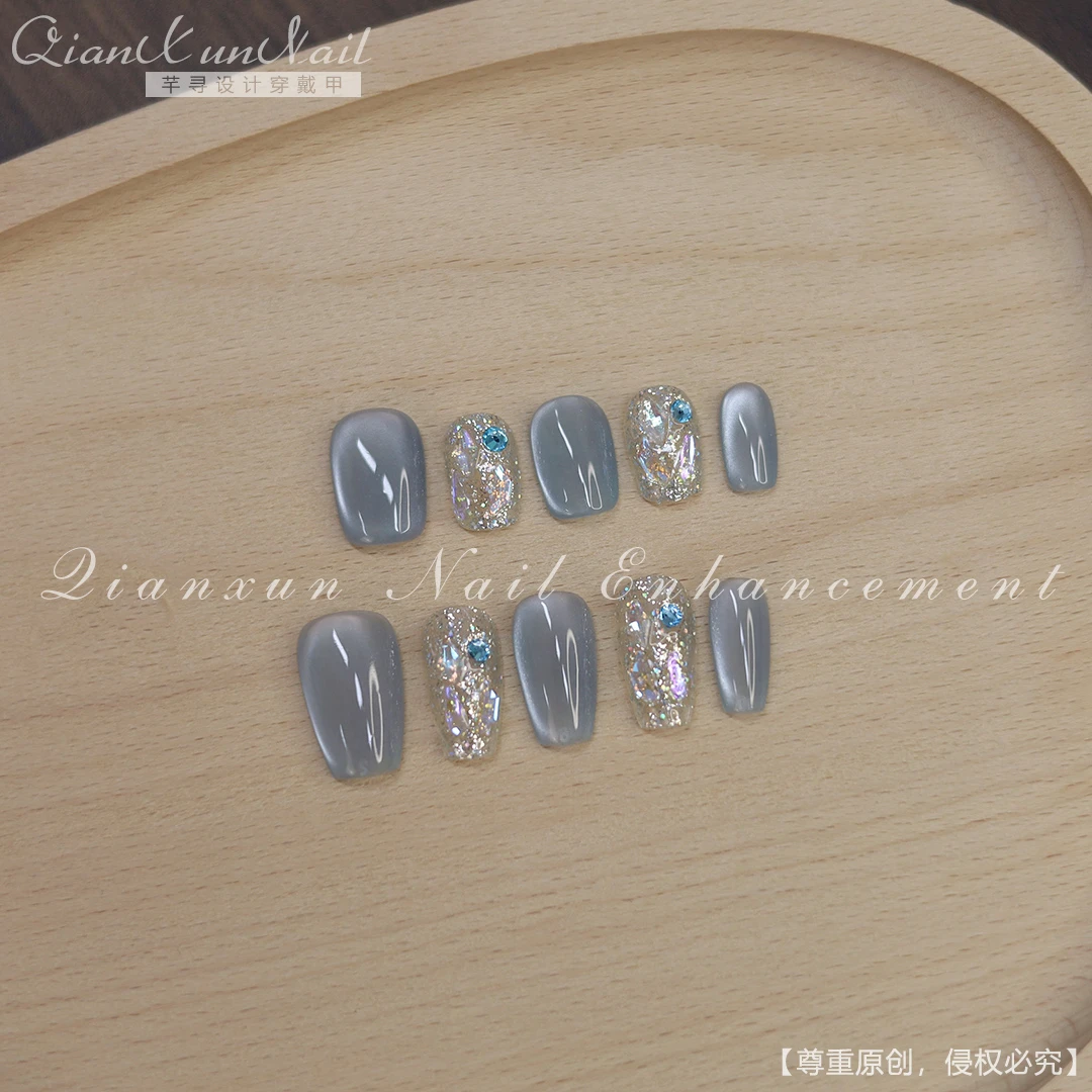 【Baby蓝猫眼】芊寻设计-纯手工定制穿戴美甲可拆卸可反复使用