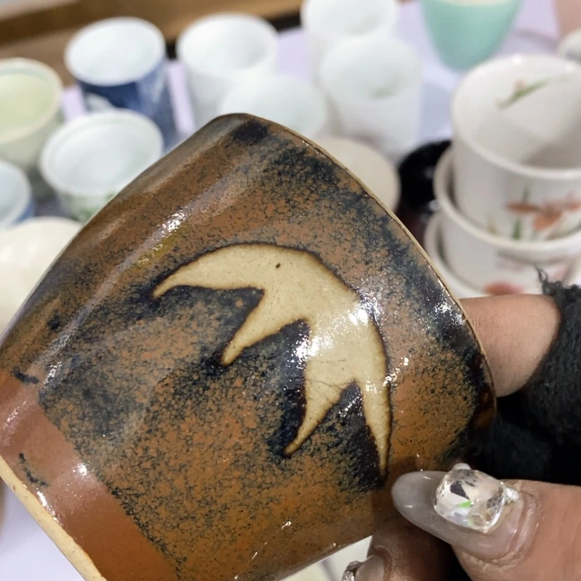 【闪购商品】密胺壶八*