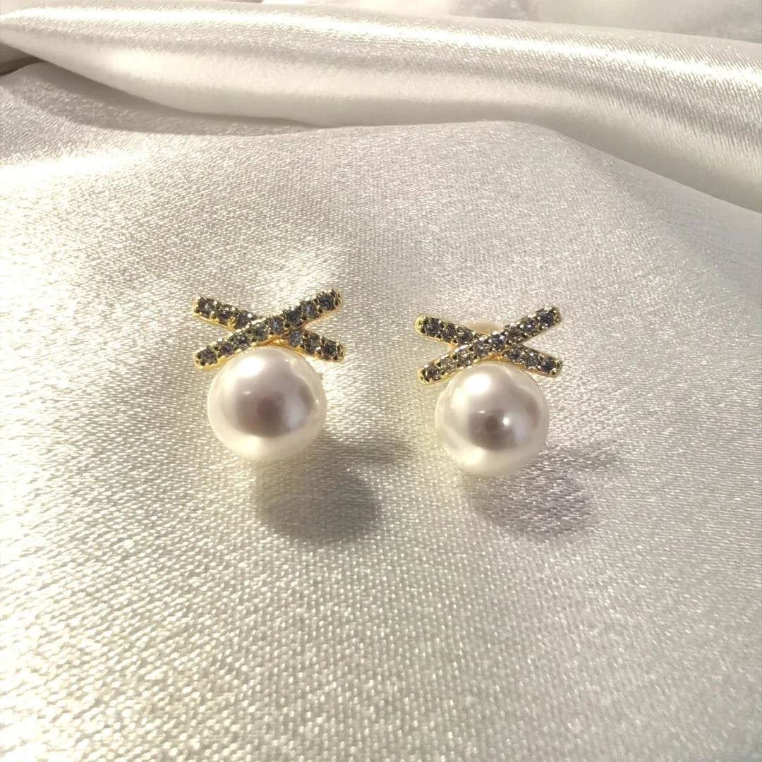 天然淡水珍珠耳饰 铜注金强保色电镀防过敏（非基地发货）