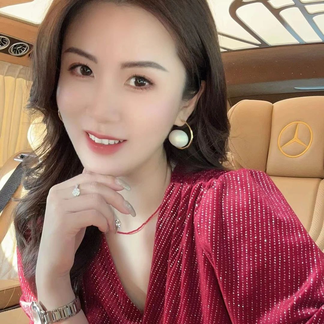 钛钢仿珍珠耳饰 【不怕水不掉色】轻奢新款暖光C圈贝珠耳环时尚法式