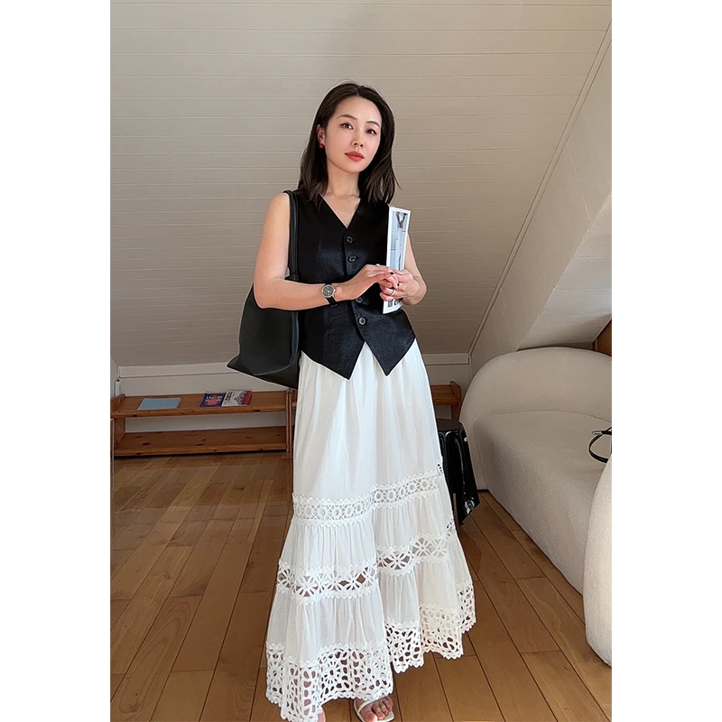 IMPRESSION | 极简主义廓形纸片人V领修身马甲