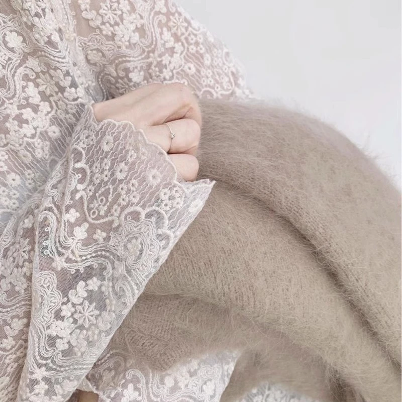 蕾丝打底衫女2025春秋季新款高级感毛衣内搭长袖绣花镂空网纱上衣