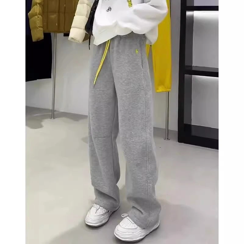 灰色刺绣抽绳松紧腰加绒厚款阔腿镰刀休闲香蕉卫裤女春秋2024新款