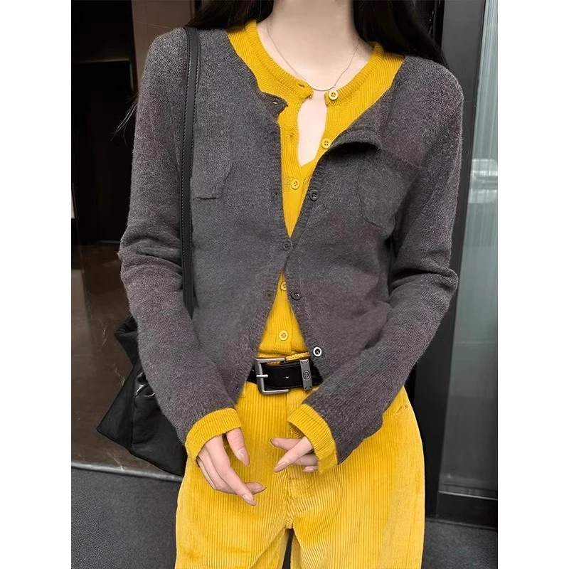假两件撞色拼接圆领长袖针织开衫女早秋2025新款韩系洋气内搭上衣