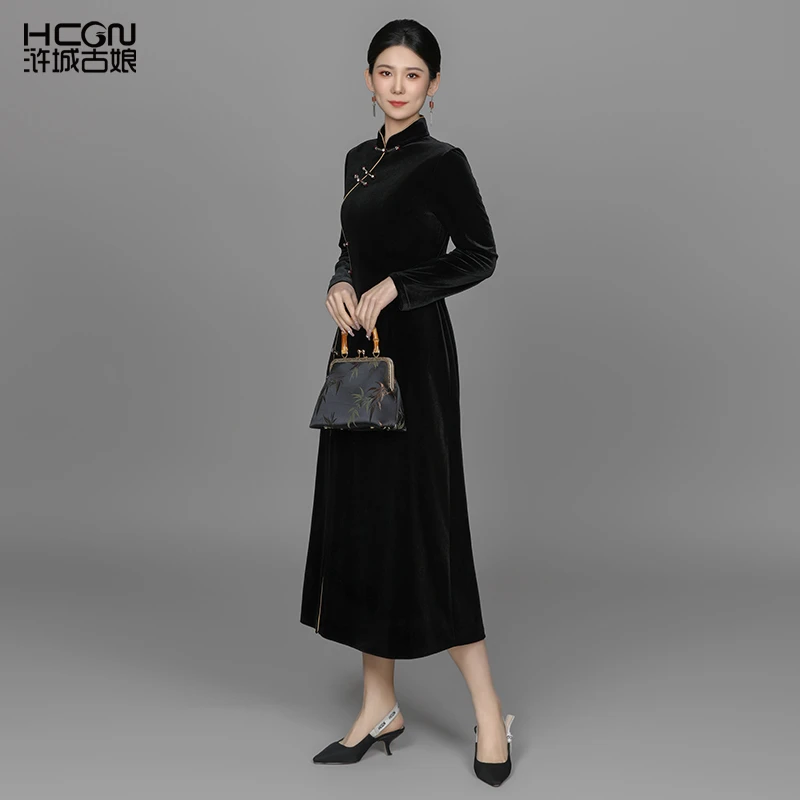 丝绒国风精致盘扣经典立领修身优雅女倾国姿容连衣裙ACL17930