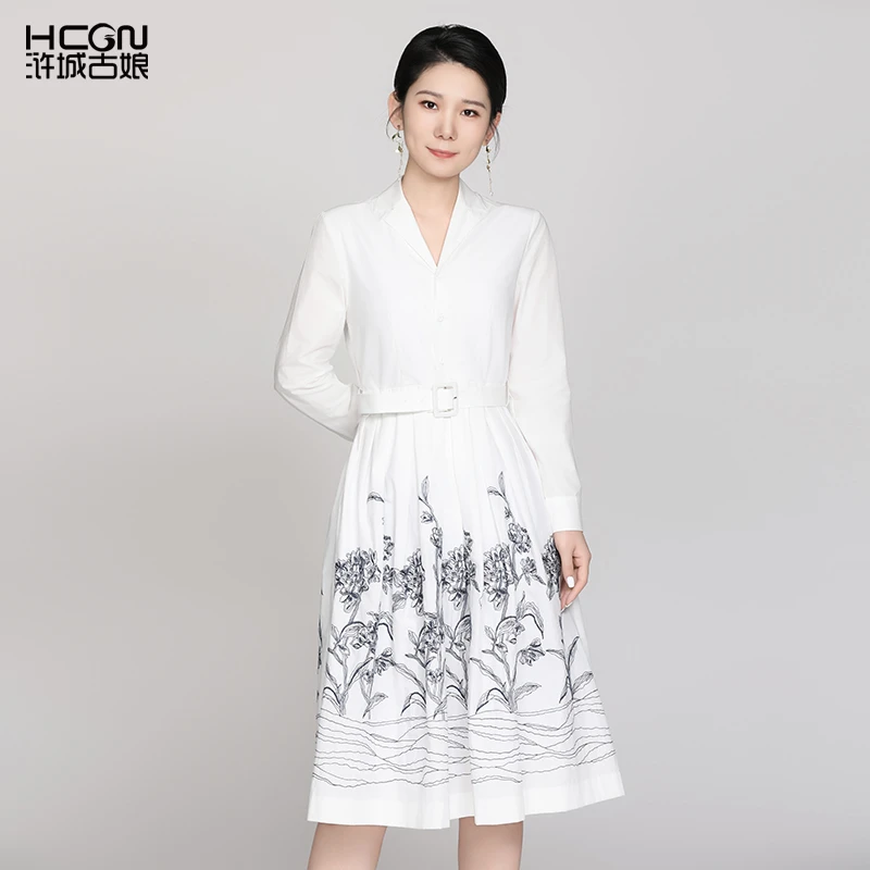 中国风棉质舒适百搭气质秋季长袖V领女花满园刺绣连衣裙CMT17810