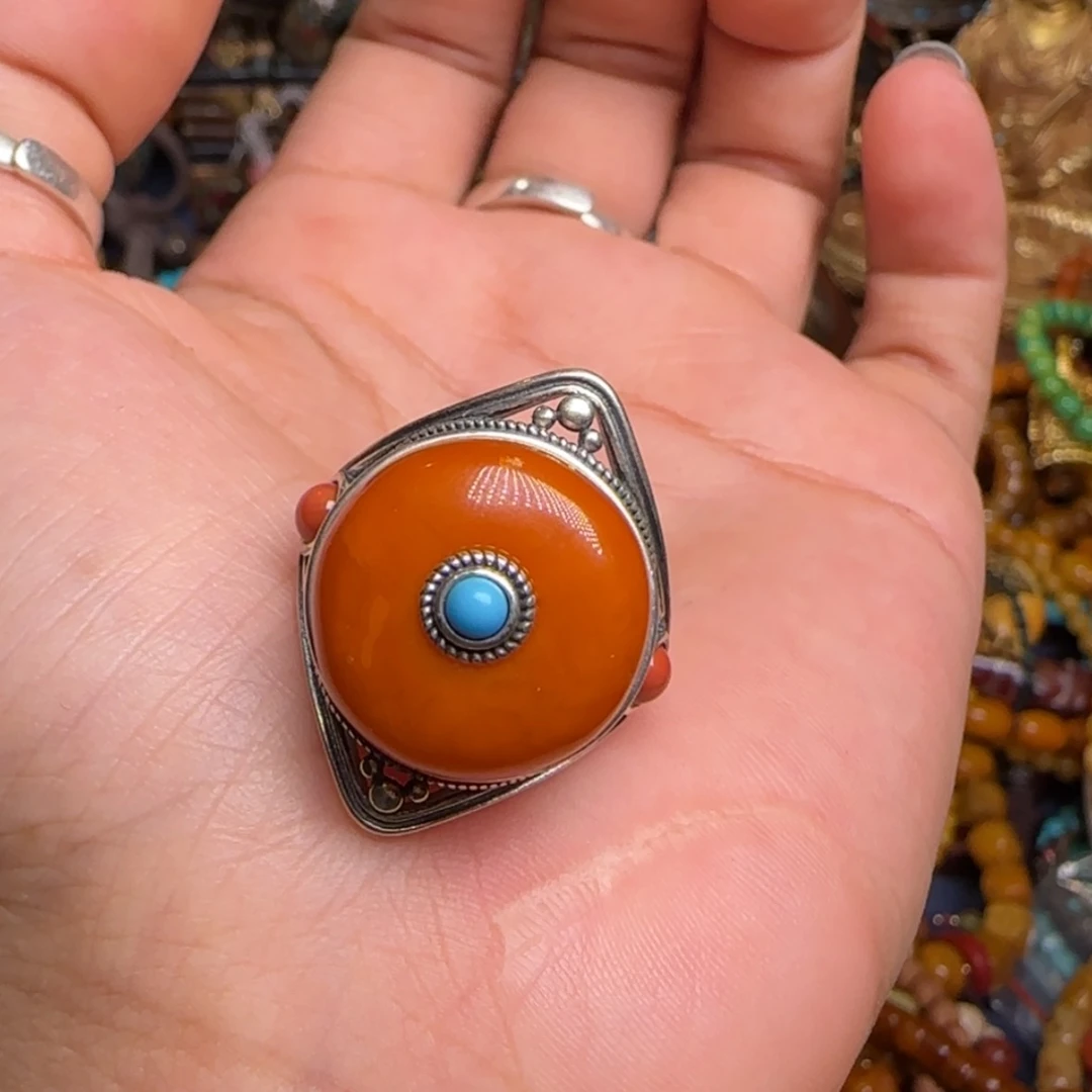 【闪购商品】蜜蜡戒指银S925镶嵌卡*