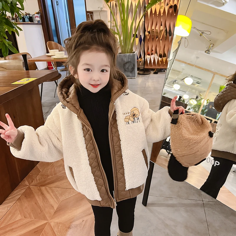 女童外套2025新款冬季加厚上衣宝宝秋冬款衣服儿童加绒冬装毛毛衣