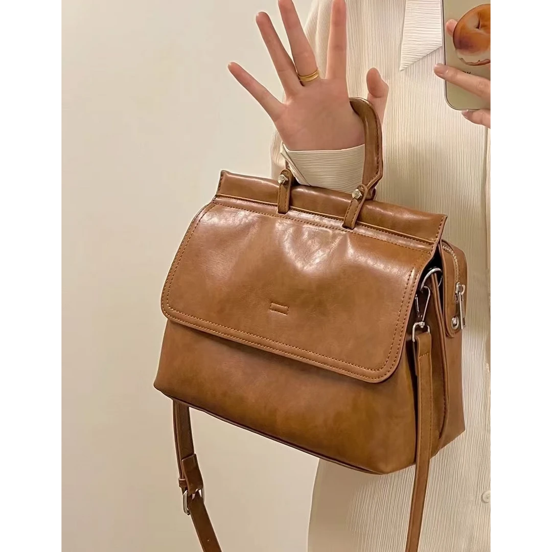 包包2025新款潮复古邮差包上班通勤包女大容量质感手提公文包斜挎