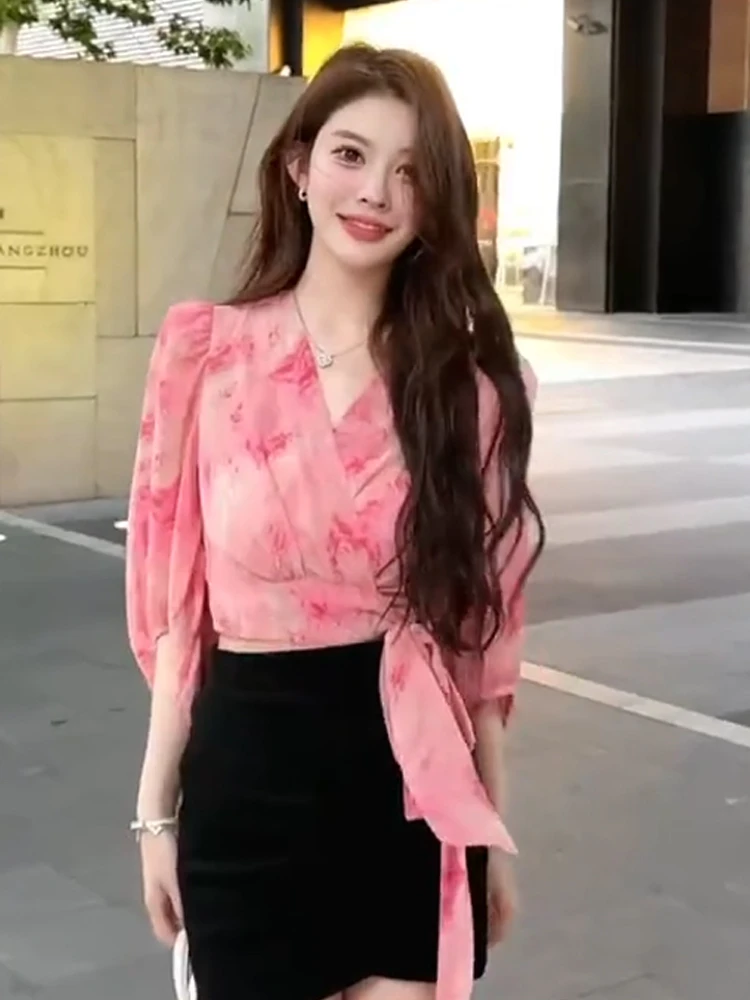 时尚雪纺衬衫女夏季爆款2025年新款漂亮碎花小衫独特上衣服设计感