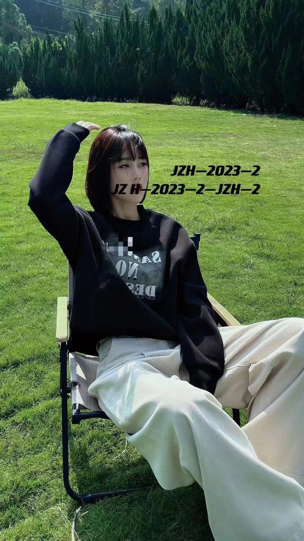 落肩宽松上衣秋季长袖时尚潮流加厚圆领秋冬卫衣