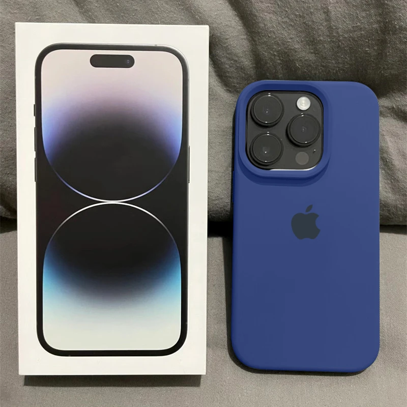 ins适用淡青色液态硅胶手机壳iphone15promax大孔14/13/12防摔x