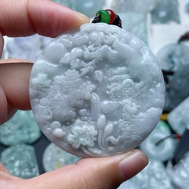 翡翠颈饰未镶嵌翡翠