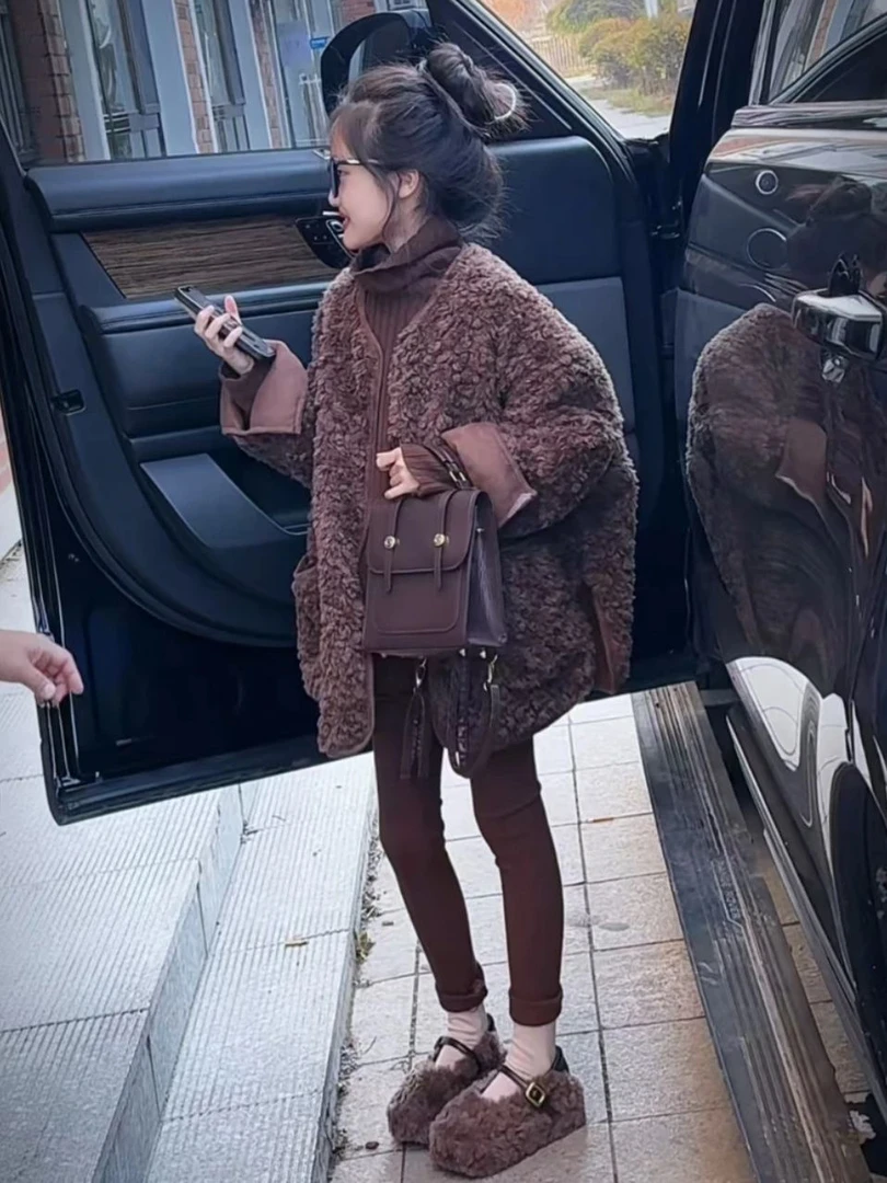 女童加厚皮毛一体外套秋冬季2024新款网红中大童洋气毛毛宽松上衣