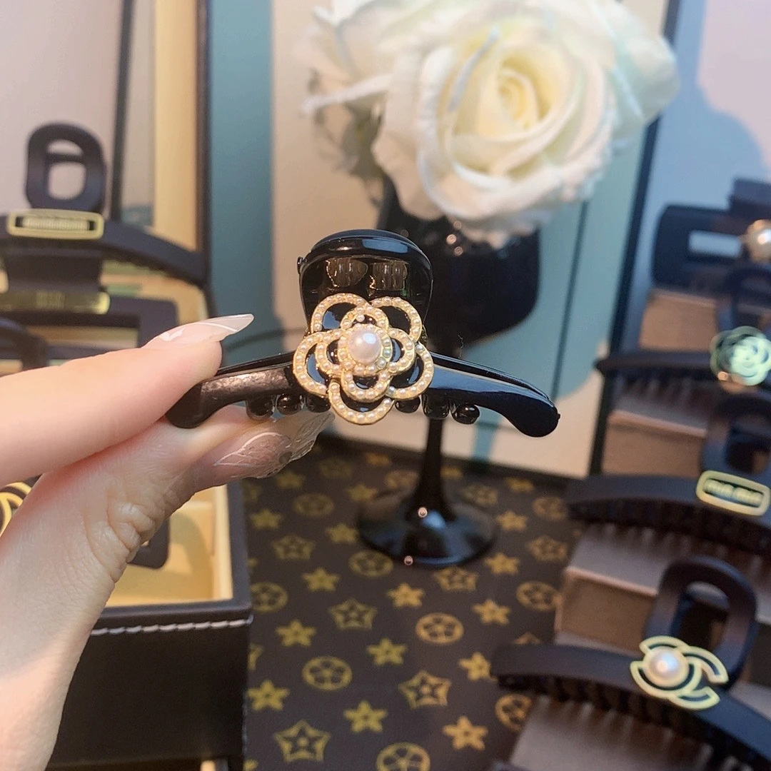 欧莱-原创设计精致6CM半抓山茶花发饰高级气质时尚小抓夹021