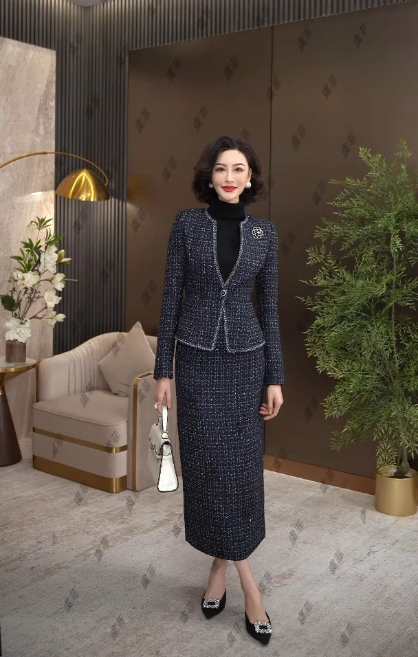 2025年藏蓝色编织粗花呢亮丝手工串片气质两件套套装WF4062