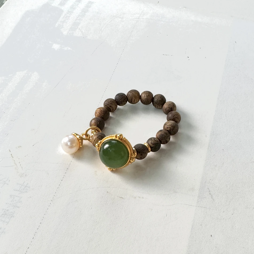 沉香设计款戒指 2826