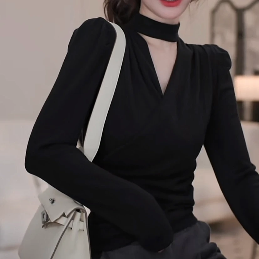 2025新款挂脖V领小众别致设计感洋气交叉黑色加绒上衣LK2500287