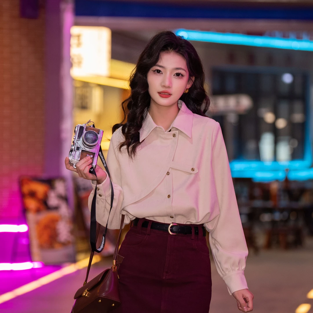 陈佳洁【白云】港风复古纯色长袖衬衫女宽松百搭上衣JM100171