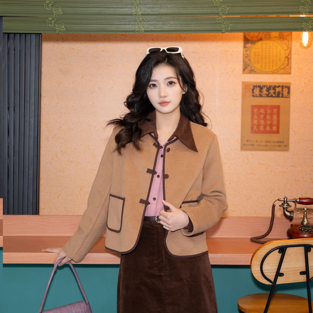 陈佳洁【落花流水】港风复古撞色包边外套秋冬外套女JP110120