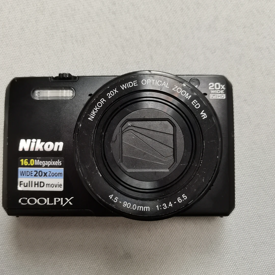 尼康S7000ccd，1600万像素，20倍光学变焦