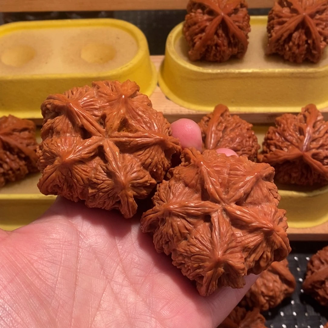 【闪购商品】核桃核雕大**?核桃核桃