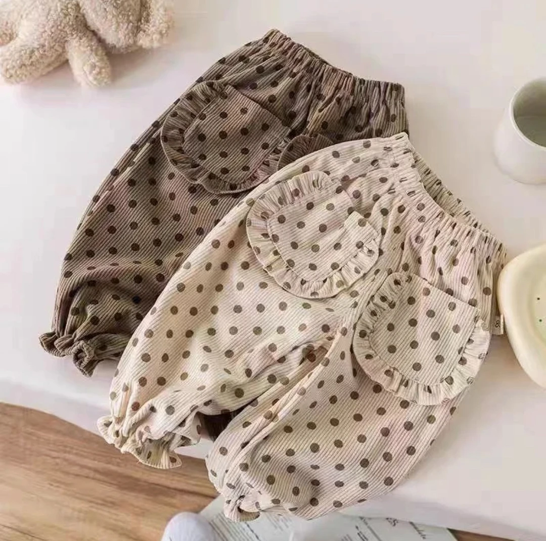 女宝宝裤子秋款波点灯芯绒复古洋气2024新款外穿休闲裤