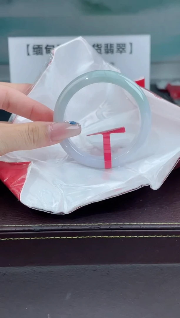 【闪购商品】翡翠手镯未镶嵌5翡翠手镯