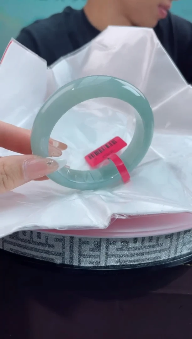 【闪购商品】翡翠手镯未镶嵌1翡翠手镯