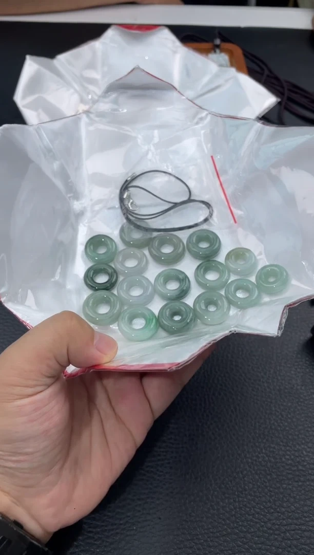 【闪购商品】翡翠挂件未镶嵌砍价王/平安扣/389233/多样性发一