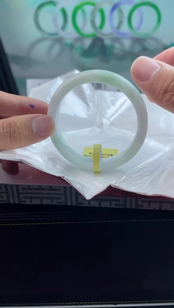 【闪购商品】翡翠手镯未镶嵌13翡翠手镯